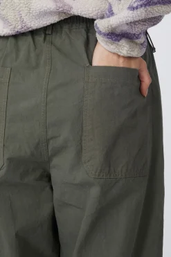 Pantalon One Tuck Wide Fatigue Pants