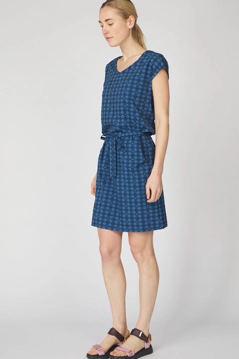 Robe City Travel W