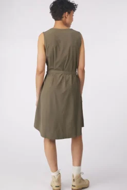 Robe Spotless Traveler Tank