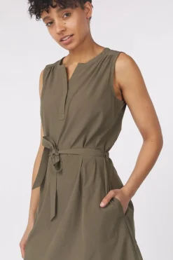 Robe Spotless Traveler Tank