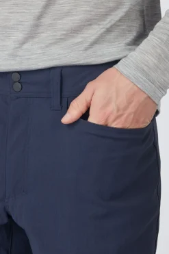 Short Alert Mid Shorts M
