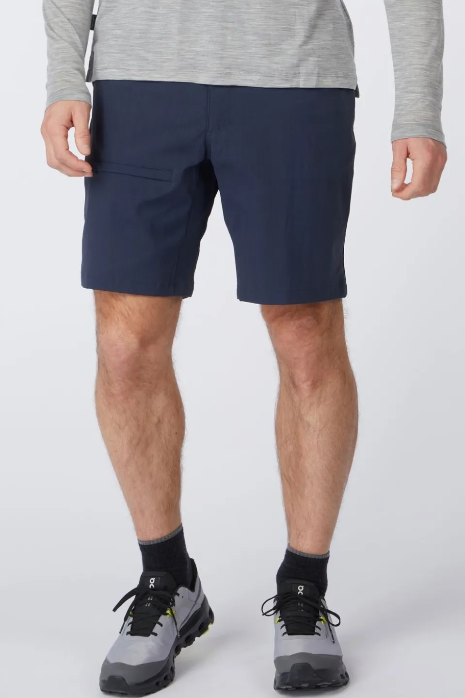 Short Alert Mid Shorts M