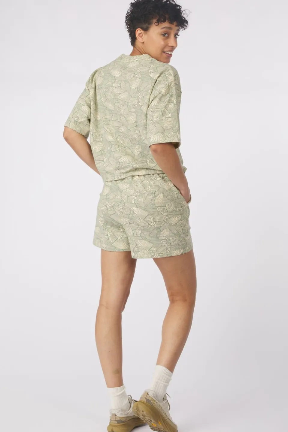 Short Coast Haven Shorts