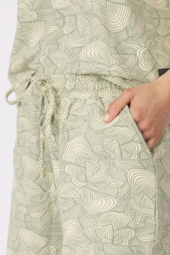 Short Coast Haven Shorts