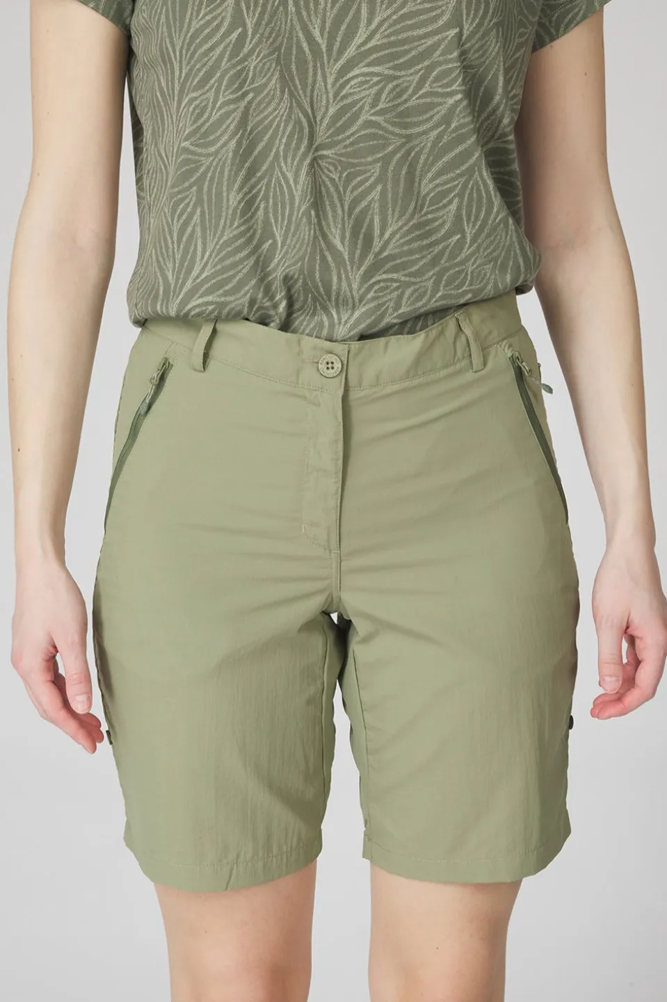 Short Jungle Travel W