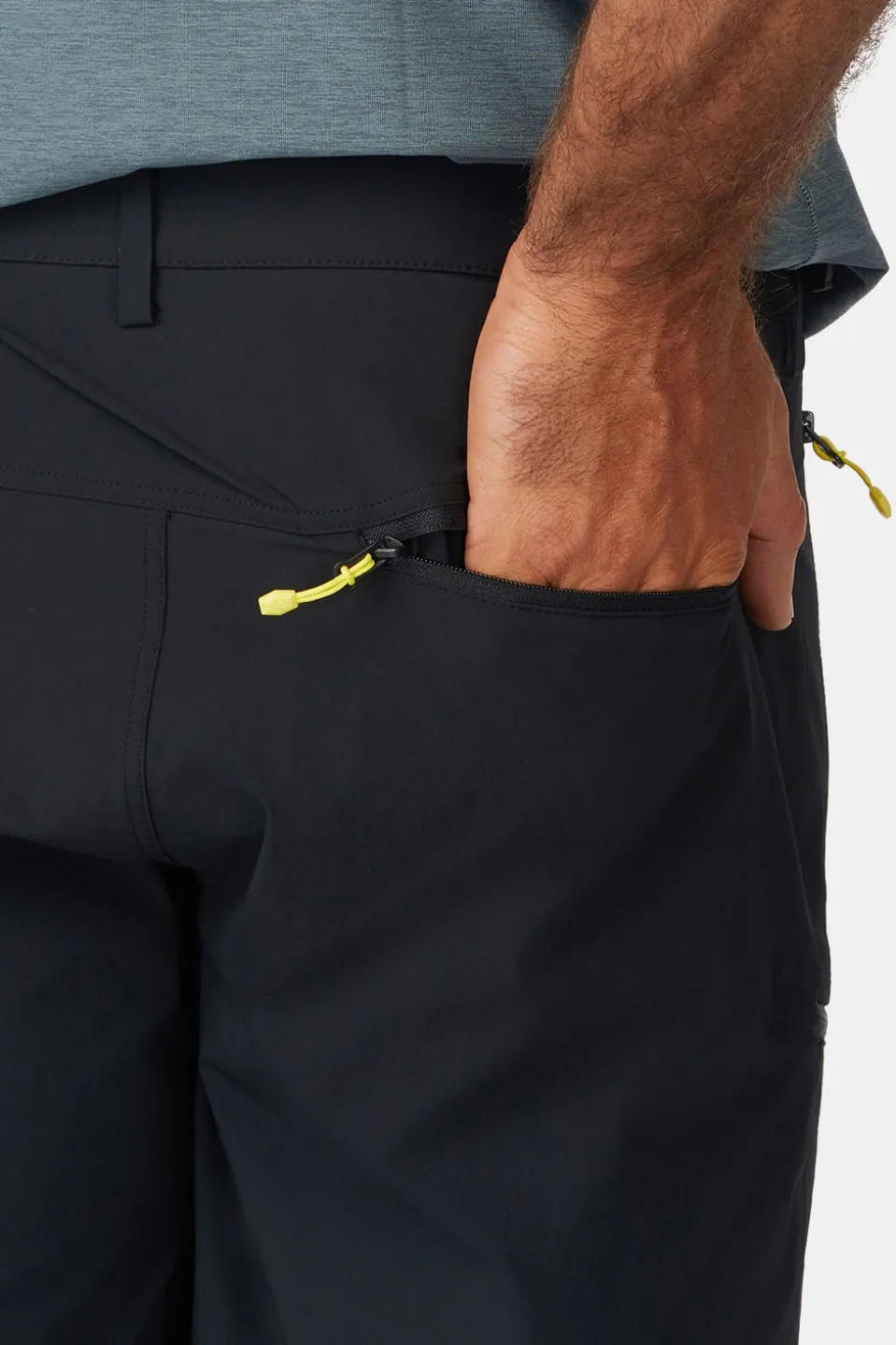 Short Mountain Lightweight Shorts M