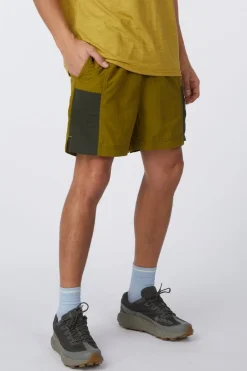Short Sequoia Grove™ Woven Short
