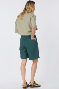 Short Two Tuck Wide Half Pants