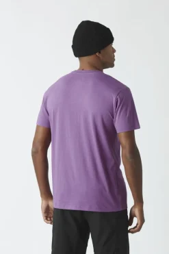 T-Shirt Authentic Tee