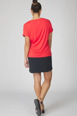 T-Shirt Form Tee