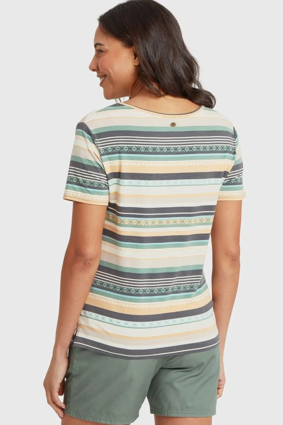 T-Shirt Neha V-Neck Tee
