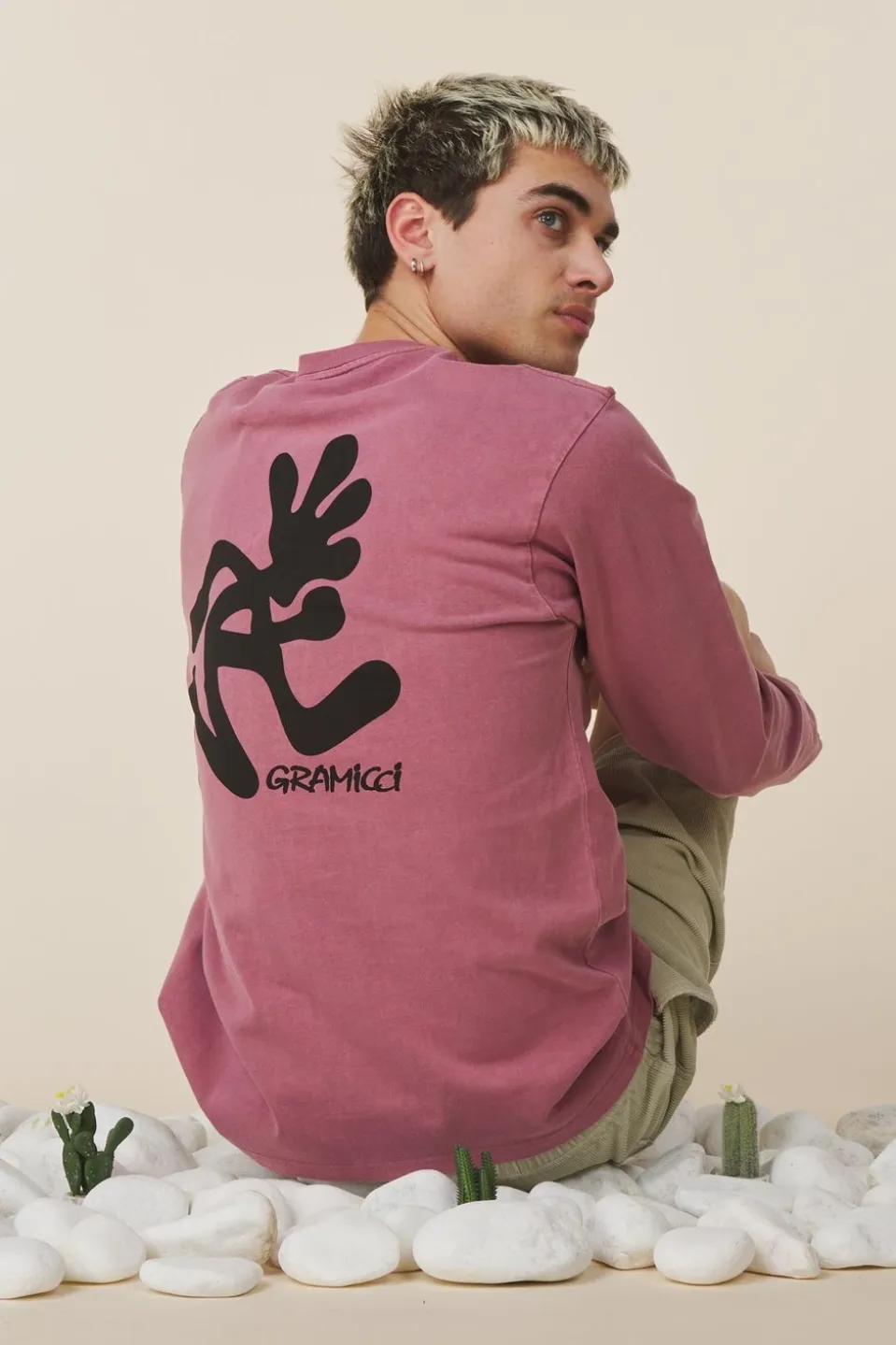 T-Shirt Running Man L/S Tee Pigment Dyed